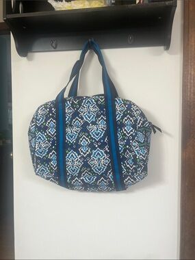 Vera Bradley Patterned Blue Quilted Travel Tote Bag for Women